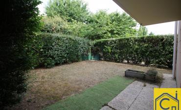 F3 AVEC JARDIN