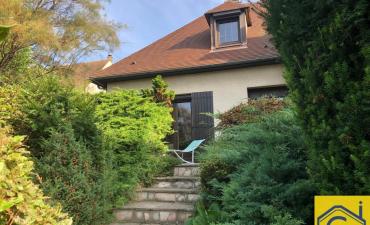 Pavillon 5 chambres au calme