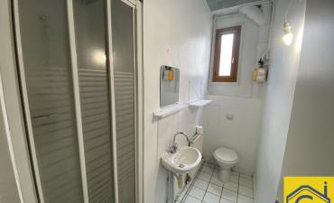 F2 au calme idéal investisseurs ou 1er achat