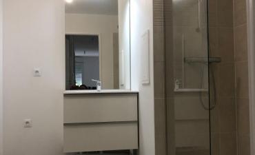 F3 Meublé parking et balcon