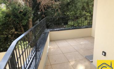 F3 Meublé parking et balcon