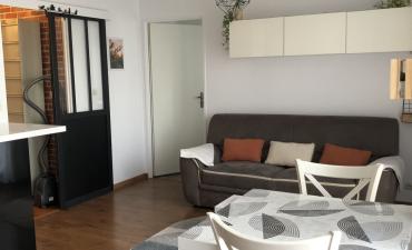 Photo F2 meublé avec balcon et parking