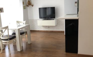 F2 meublé avec balcon et parking