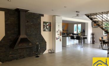 Pavillon récent excellent état