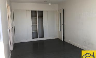 Centre Ville avec parking et cave