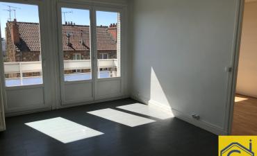 Photo Centre Ville avec parking et cave