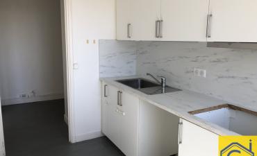 Centre Ville avec parking et cave