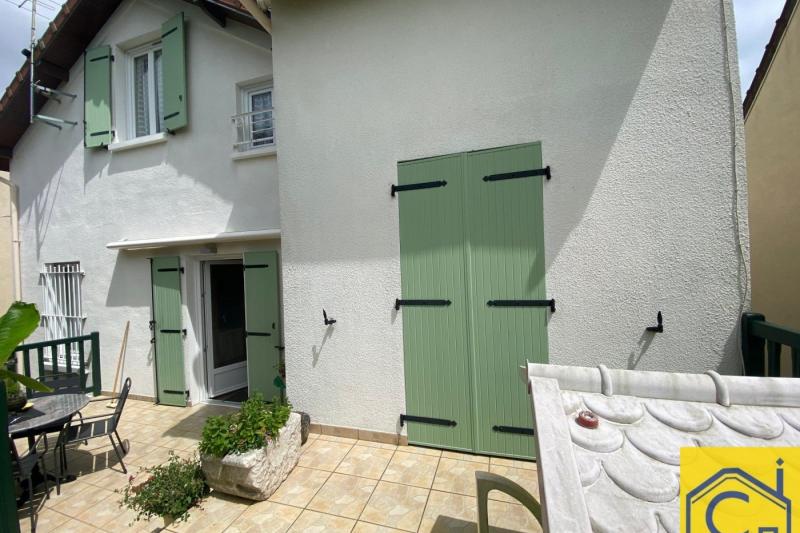 Pavillon 4 chambres avec dépendance