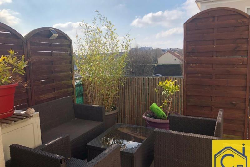 Duplex avec terrasse et parking