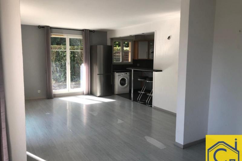 Grand F2 avec jardin et box