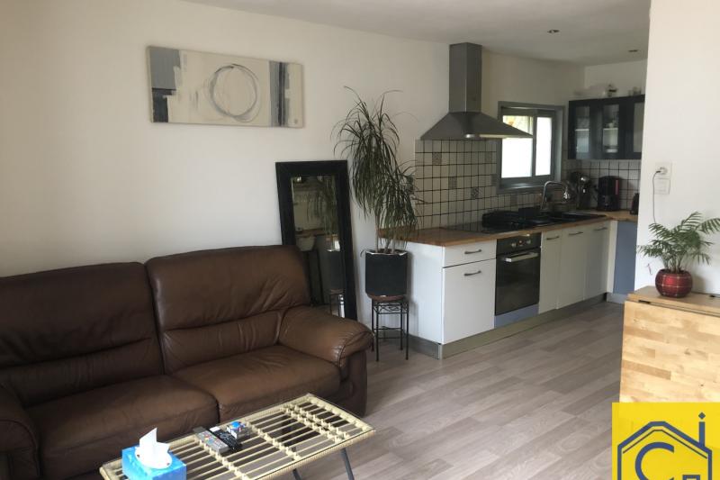 F2 avec jardin et parking